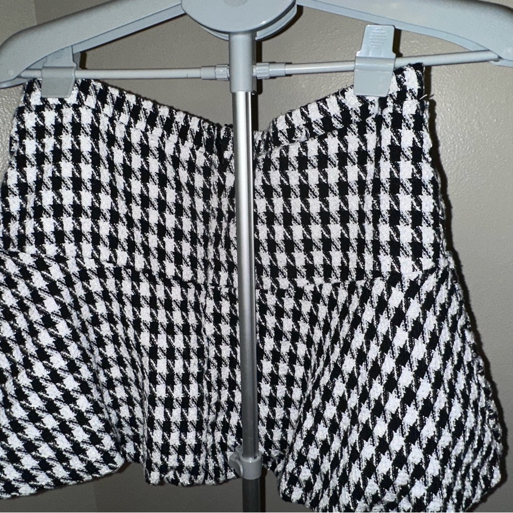 RNWY Black and White Skirt - Picture 3 of 7